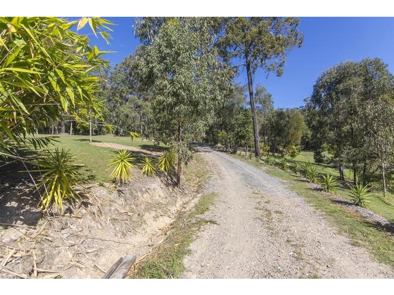 6 Pyrus Court, Gilston QLD 4211