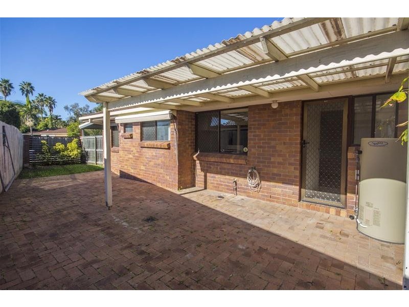 1/19 Telopea Street, Labrador QLD 4215