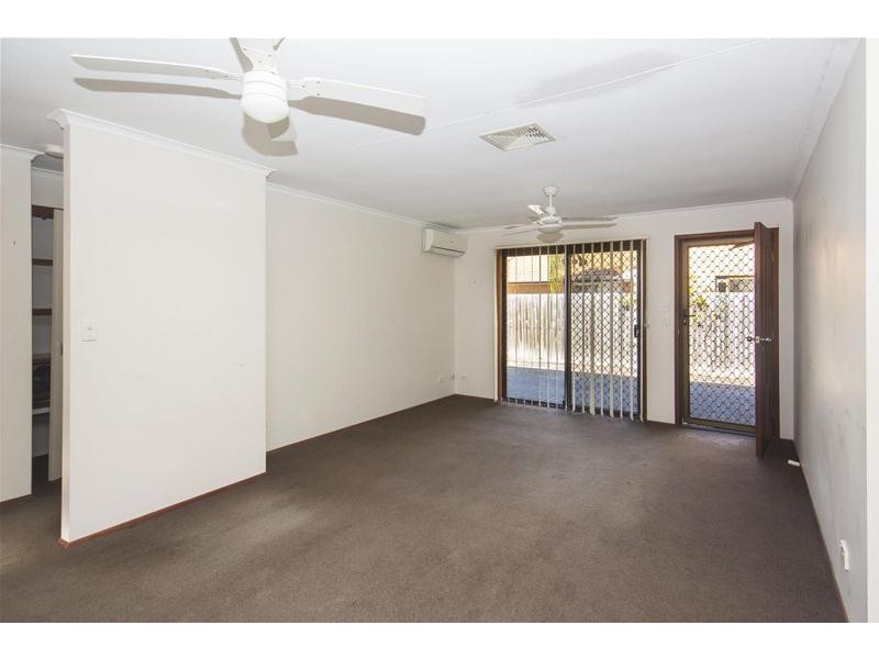 1/19 Telopea Street, Labrador QLD 4215