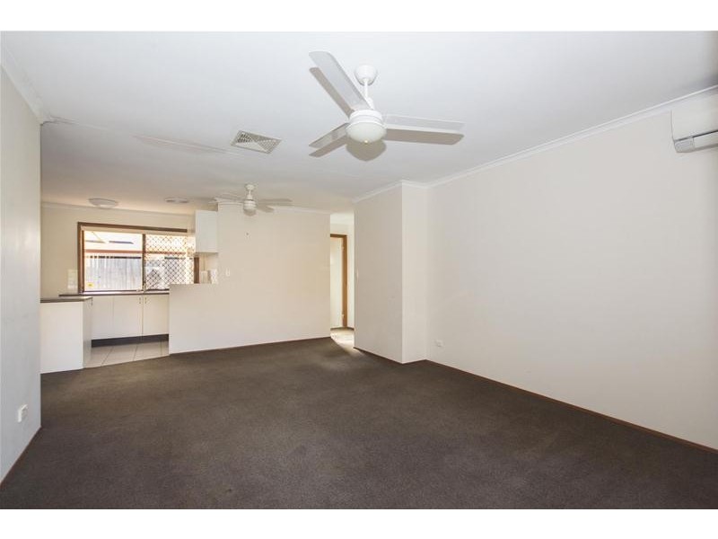 1/19 Telopea Street, Labrador QLD 4215