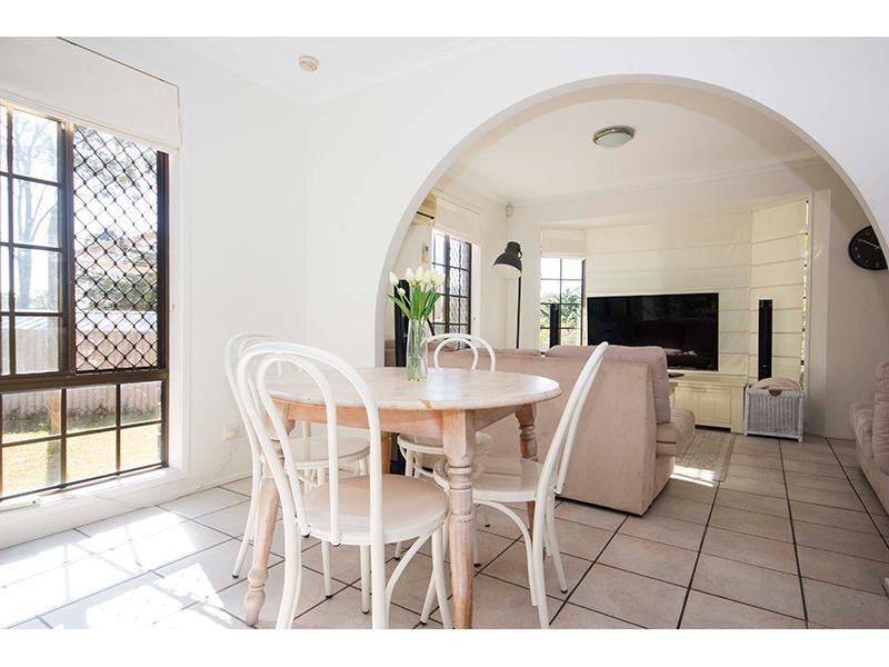 10 Culloden Court, Highland Park QLD 4211