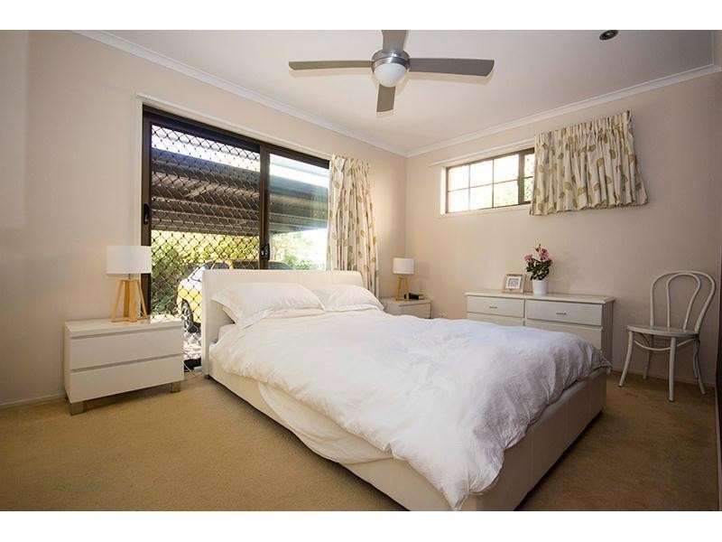 10 Culloden Court, Highland Park QLD 4211