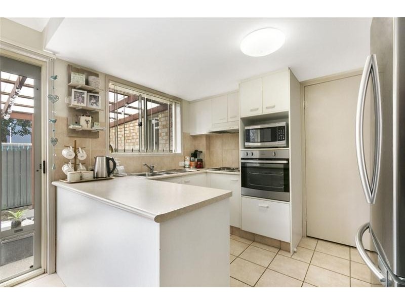 11/19-21 Blake Street, Southport QLD 4215