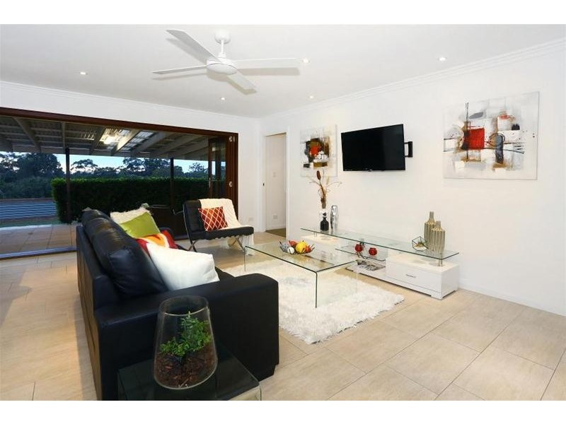 11 Kahlua Court, Highland Park QLD 4211