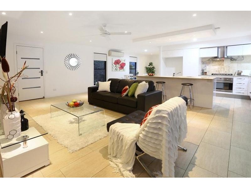 11 Kahlua Court, Highland Park QLD 4211