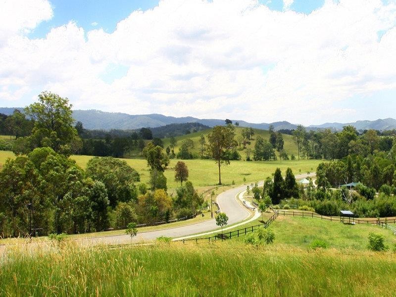 157 Nathanvale Drive, Mount Nathan QLD 4211