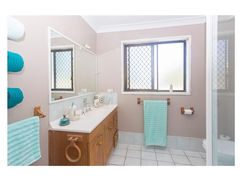 2 Kambalda Court, Worongary QLD 4213