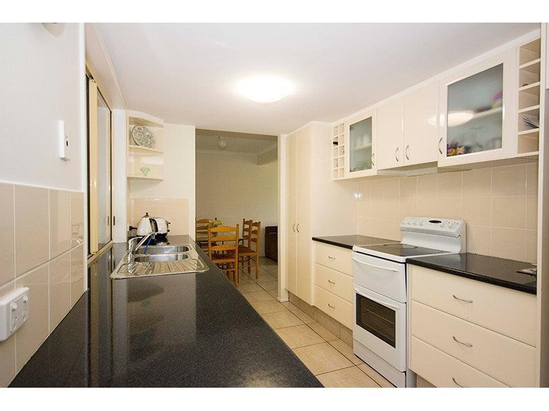 2 Convery Crescent, Highland Park QLD 4211