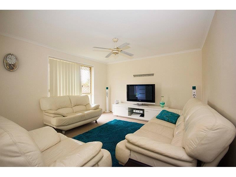 2 Convery Crescent, Highland Park QLD 4211