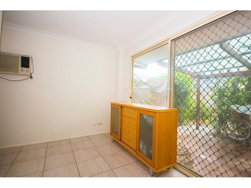 2 Convery Crescent, Highland Park QLD 4211