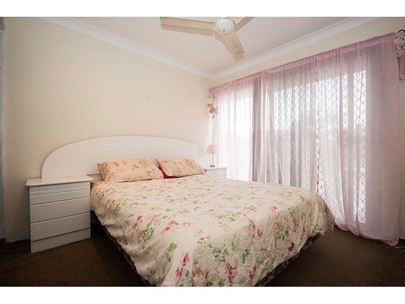 2 Convery Crescent, Highland Park QLD 4211