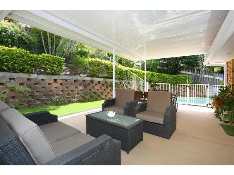 95 Pacific Pines Boulevard, Pacific Pines QLD 4211