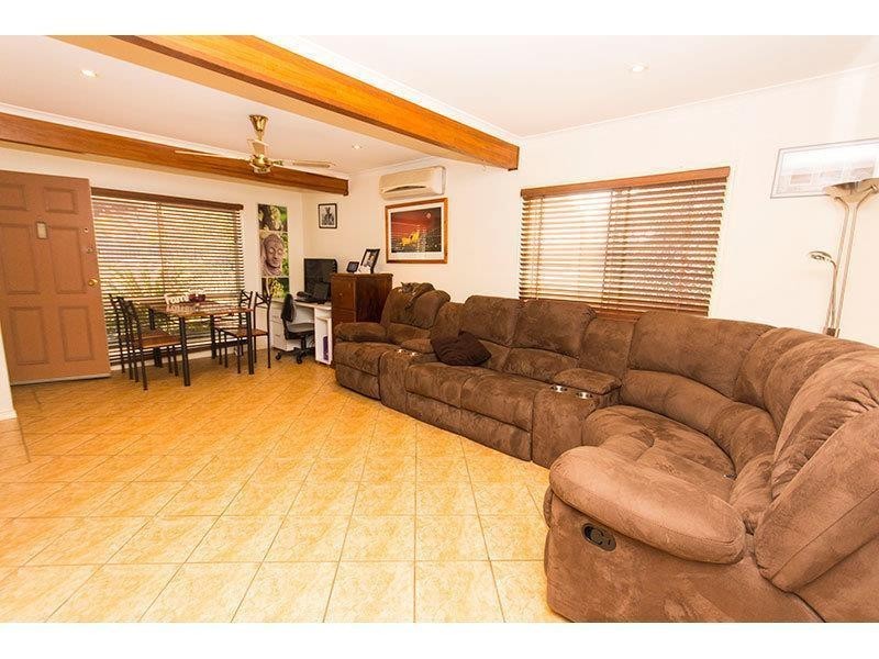 1/159 Pappas Way, Carrara QLD 4211