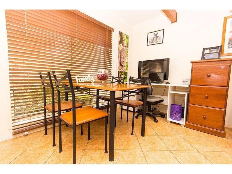 1/159 Pappas Way, Carrara QLD 4211