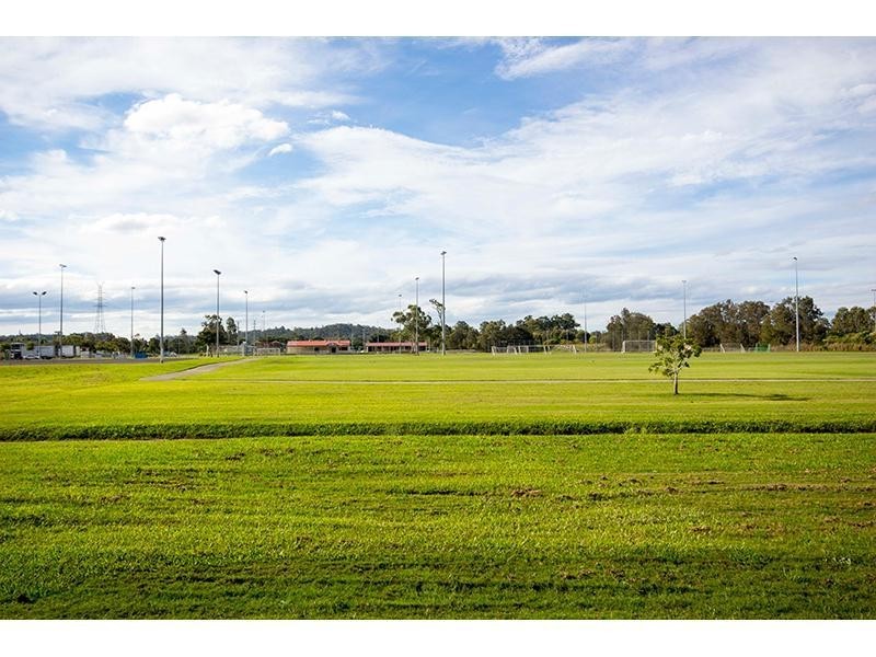 1/159 Pappas Way, Carrara QLD 4211