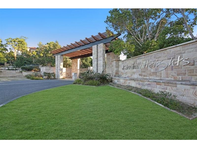 25/2 Ridgeline Way, Highland Park QLD 4211