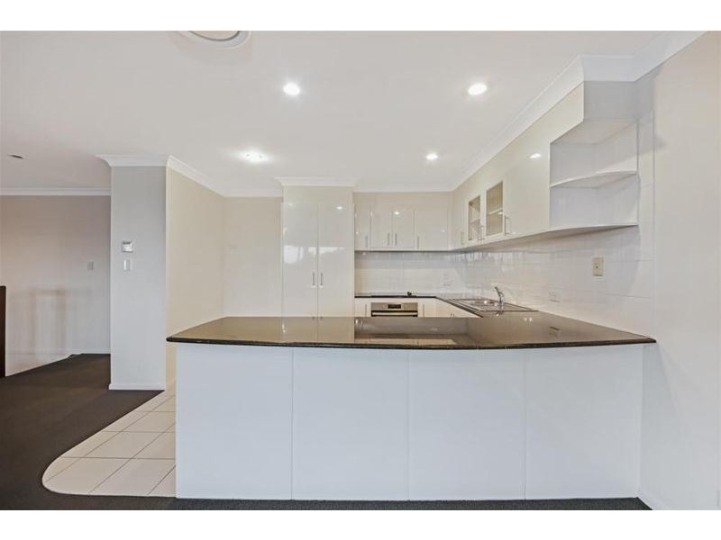 25/2 Ridgeline Way, Highland Park QLD 4211