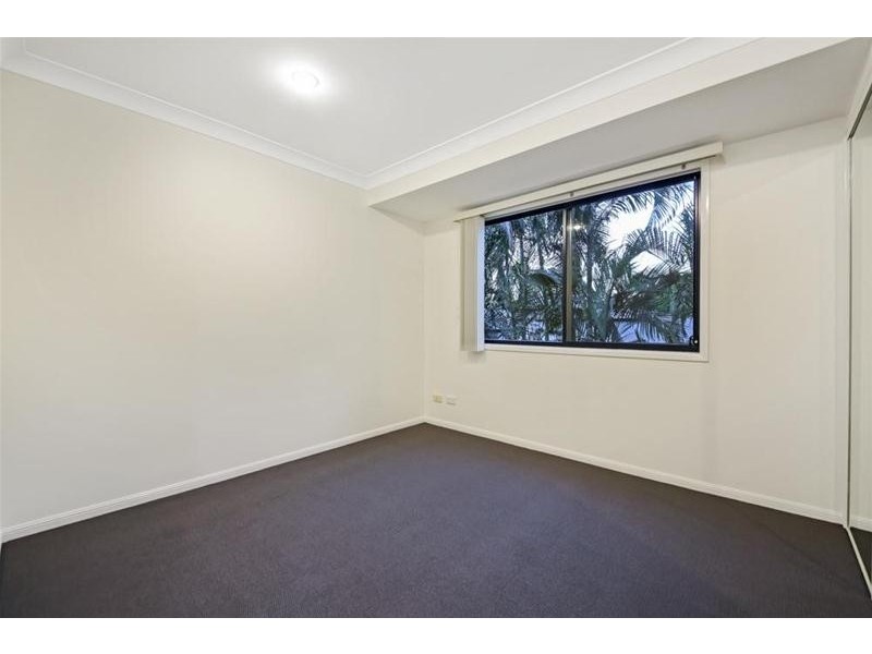 25/2 Ridgeline Way, Highland Park QLD 4211