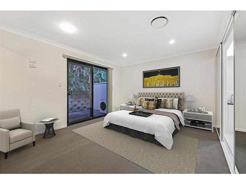 25/2 Ridgeline Way, Highland Park QLD 4211