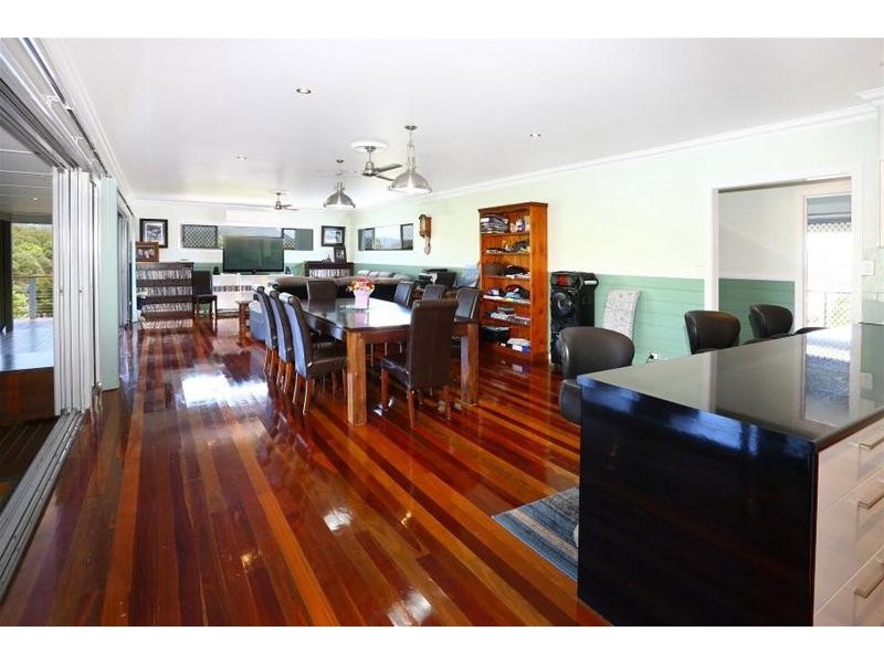 33 Jackaroo Crescent, Gilston QLD 4211