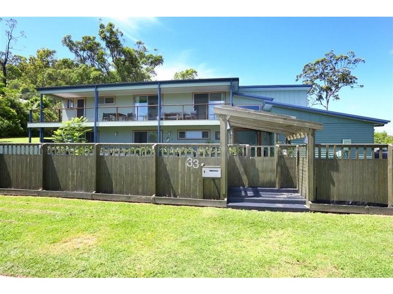 33 Jackaroo Crescent, Gilston QLD 4211