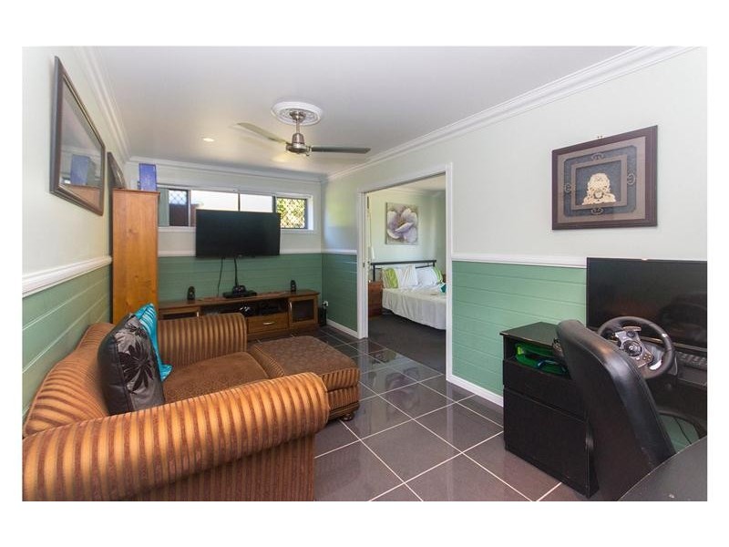 33 Jackaroo Crescent, Gilston QLD 4211