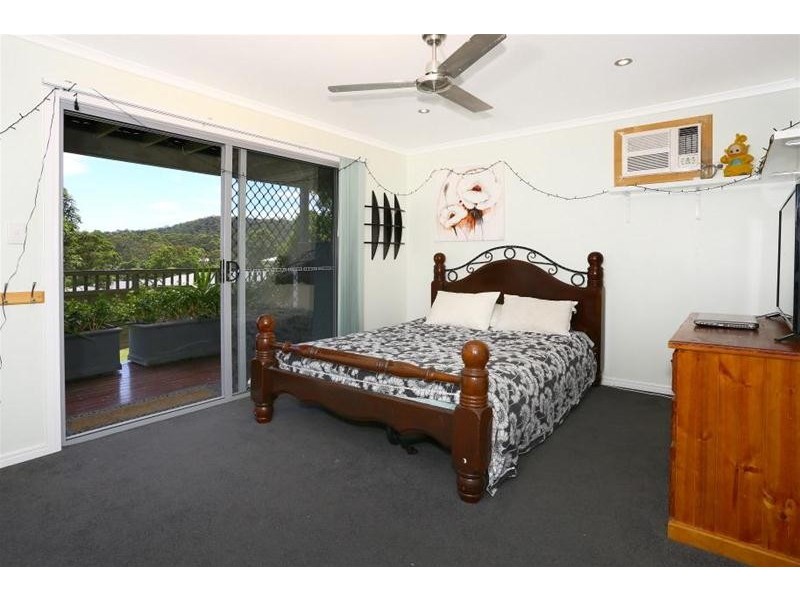 33 Jackaroo Crescent, Gilston QLD 4211