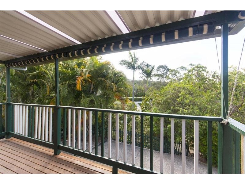 2/16 Lauder Court, Highland Park QLD 4211