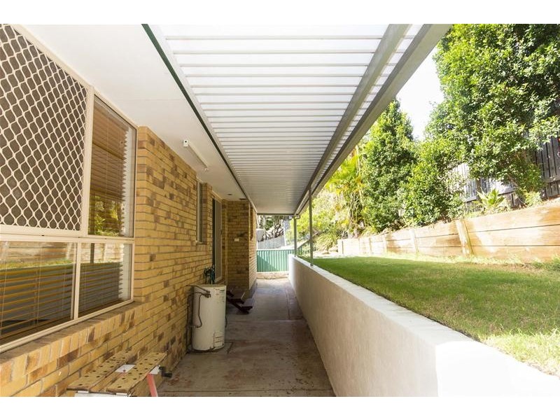 2/16 Lauder Court, Highland Park QLD 4211