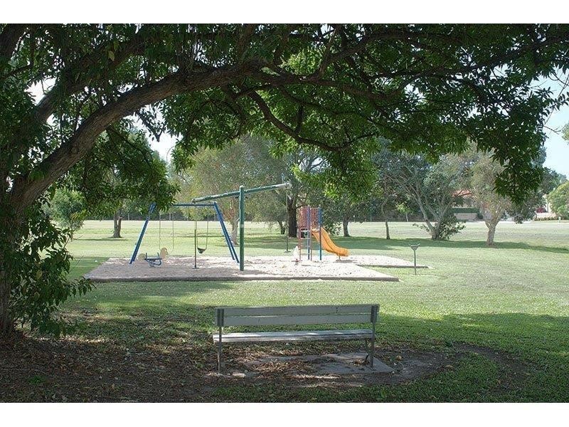 8/18 Paradise Street, Nerang QLD 4211