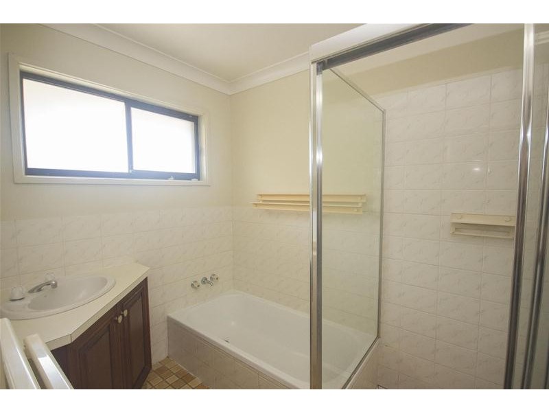 2/20 Birribi Avenue, Nerang QLD 4211