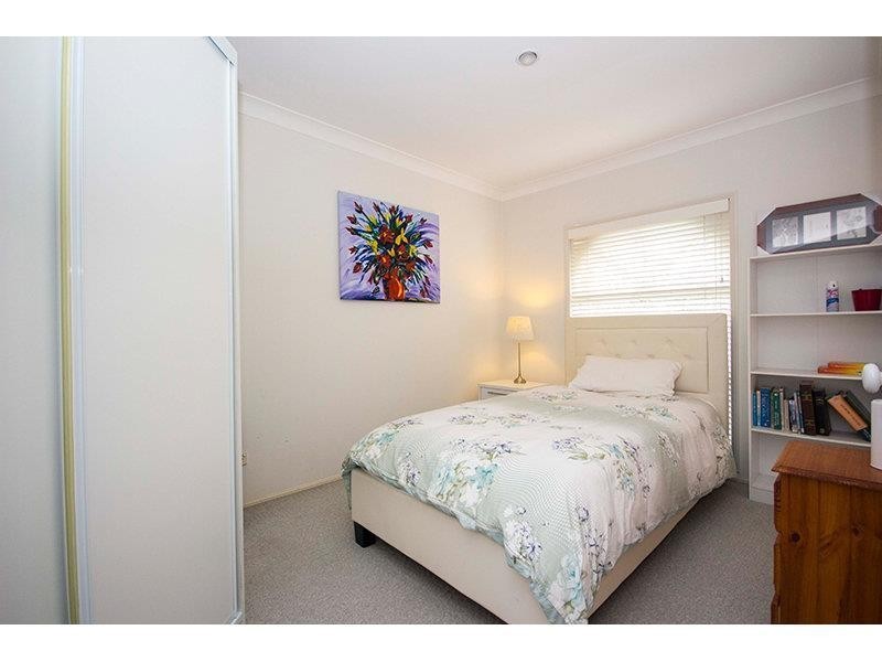 186 Alexander Drive, Highland Park QLD 4211