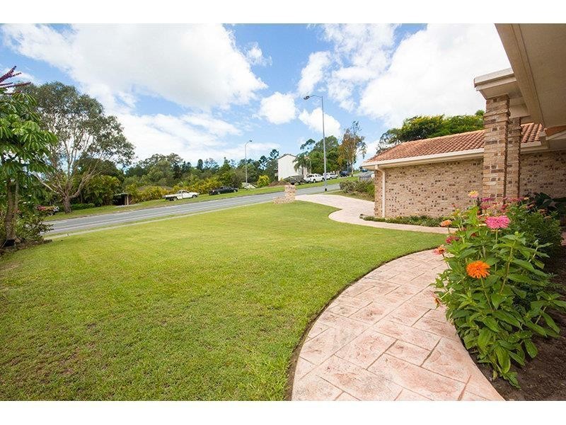 186 Alexander Drive, Highland Park QLD 4211