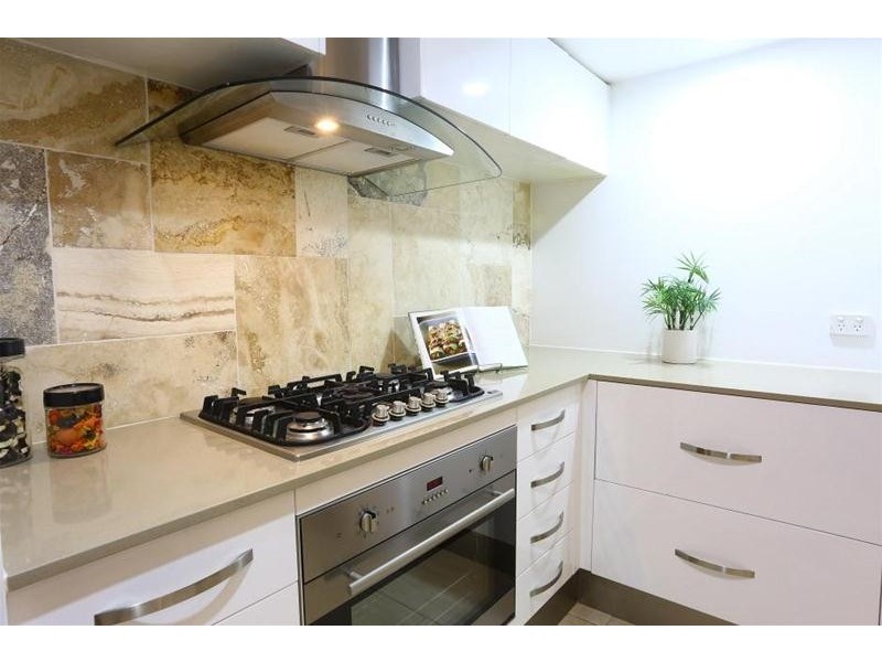 11 Kahlua Court, Highland Park QLD 4211