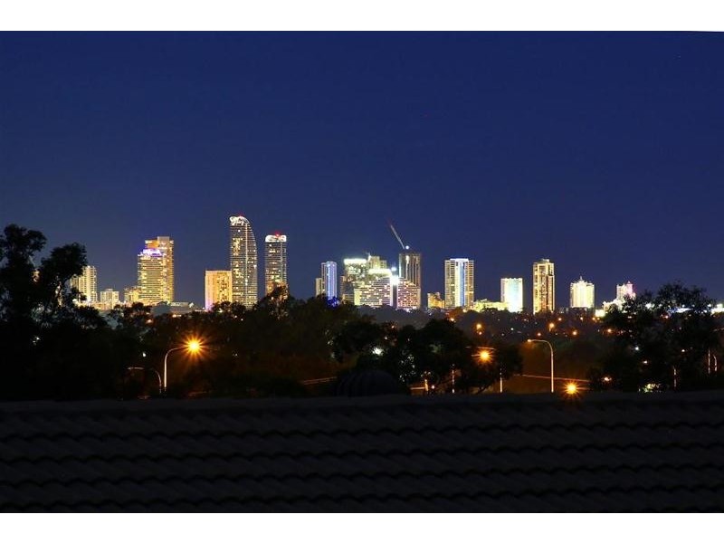 11 Kahlua Court, Highland Park QLD 4211