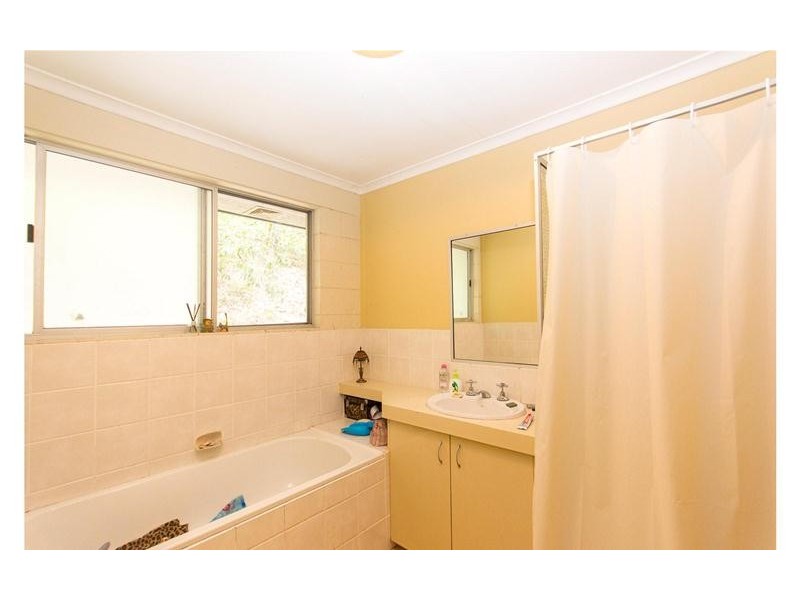 38 Thendara Drive, Mount Nathan QLD 4211