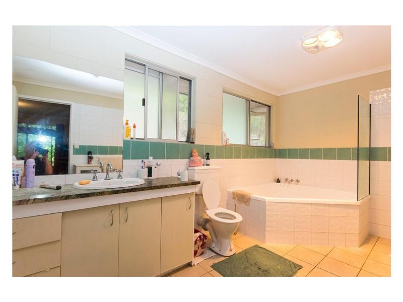 38 Thendara Drive, Mount Nathan QLD 4211