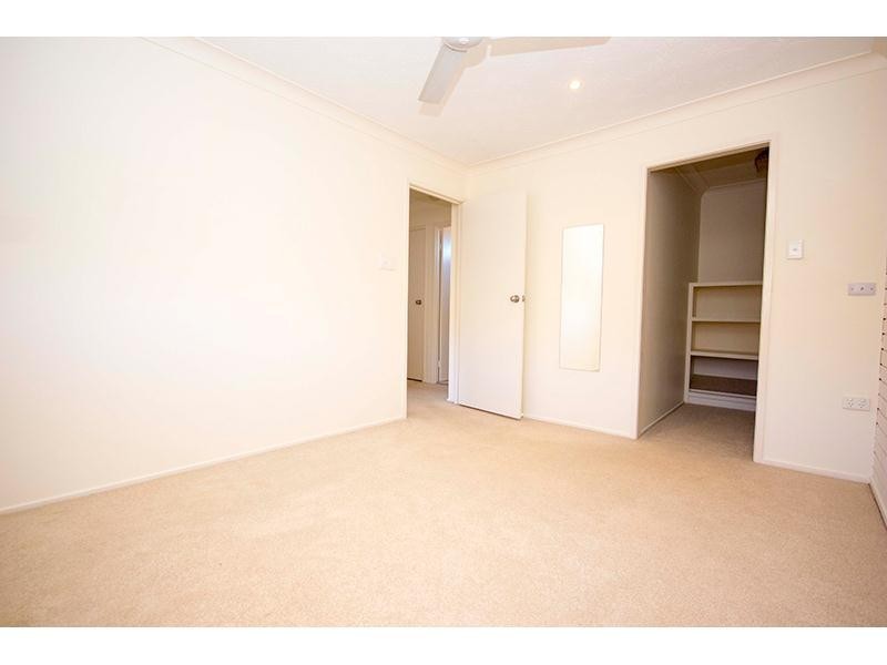 8/75 Price Street, Nerang QLD 4211