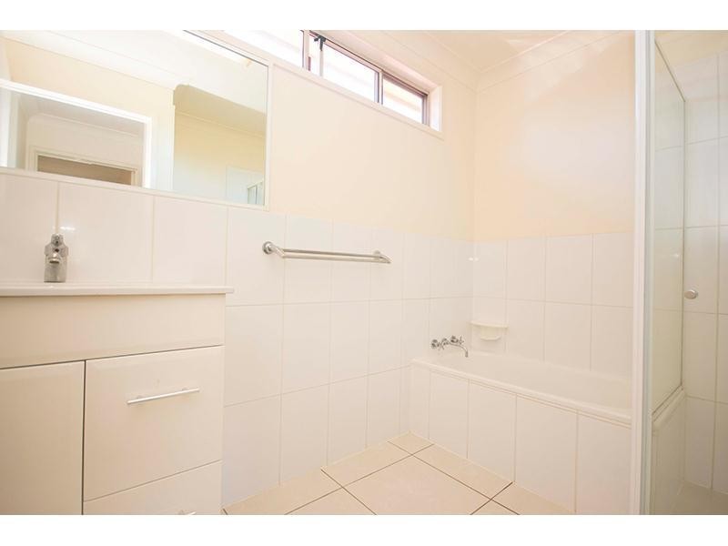 8/75 Price Street, Nerang QLD 4211