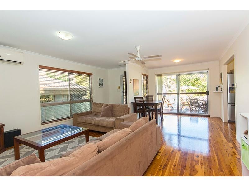 11 Miskin Street, Nerang QLD 4211