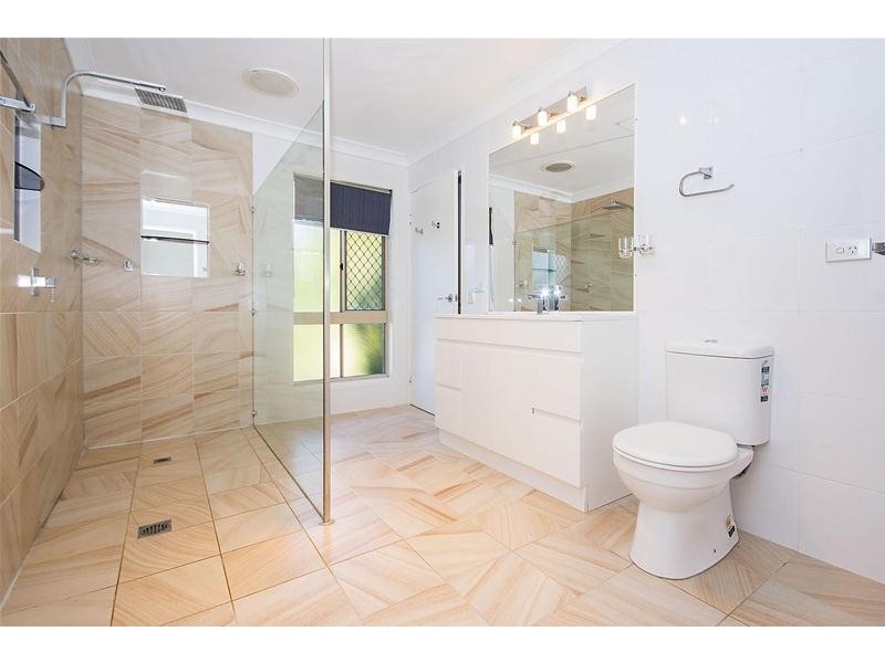 28 Riverpark Drive, Nerang QLD 4211