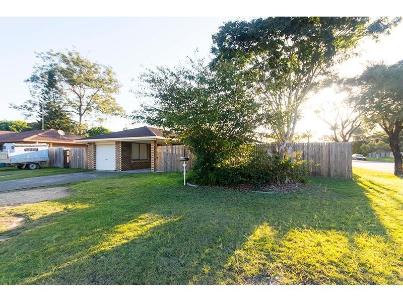 34 Murrumba Drive, Ashmore QLD 4214