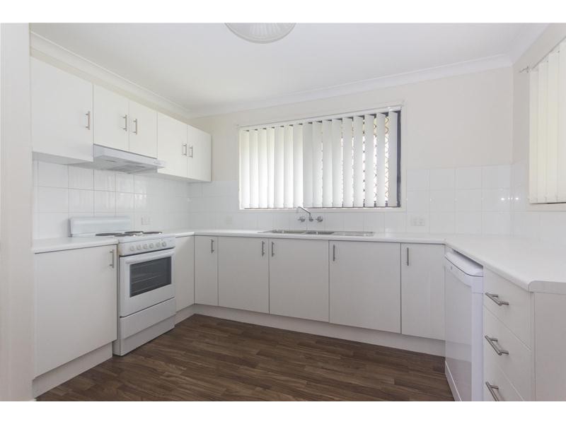 34 Murrumba Drive, Ashmore QLD 4214