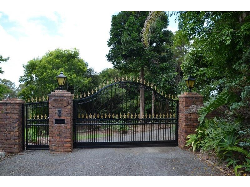 39 Outlook Avenue, Lower Beechmont QLD 4211