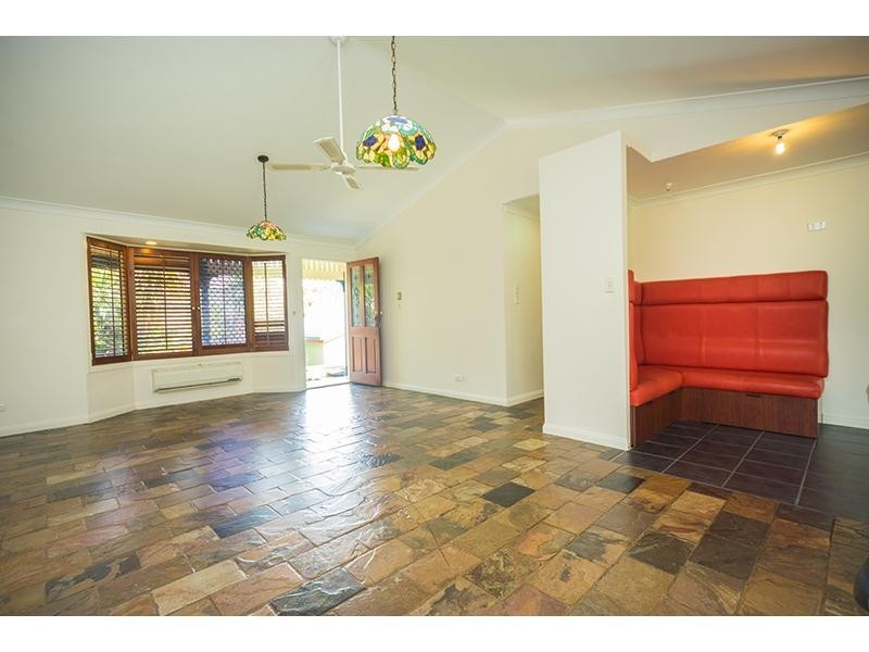 681 Ashmore Road, Molendinar QLD 4214