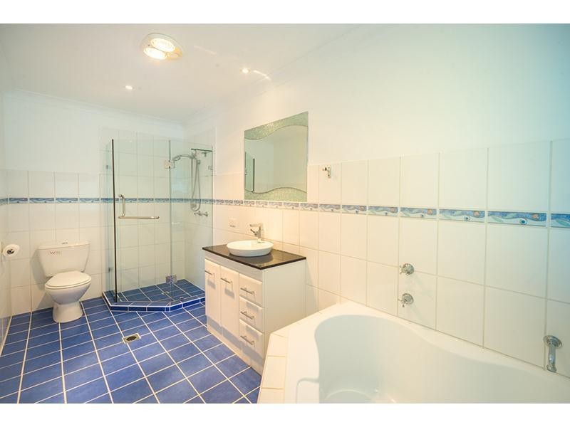 681 Ashmore Road, Molendinar QLD 4214