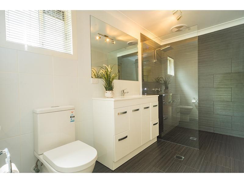 681 Ashmore Road, Molendinar QLD 4214