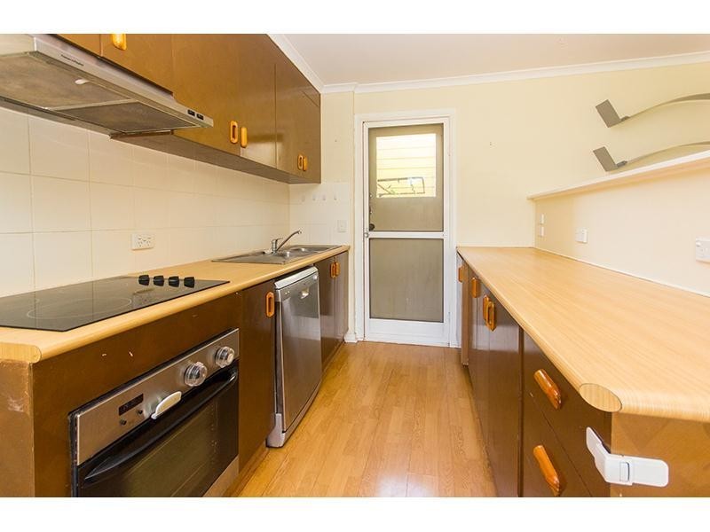 9/2 Kilpatrick Court, Highland Park QLD 4211