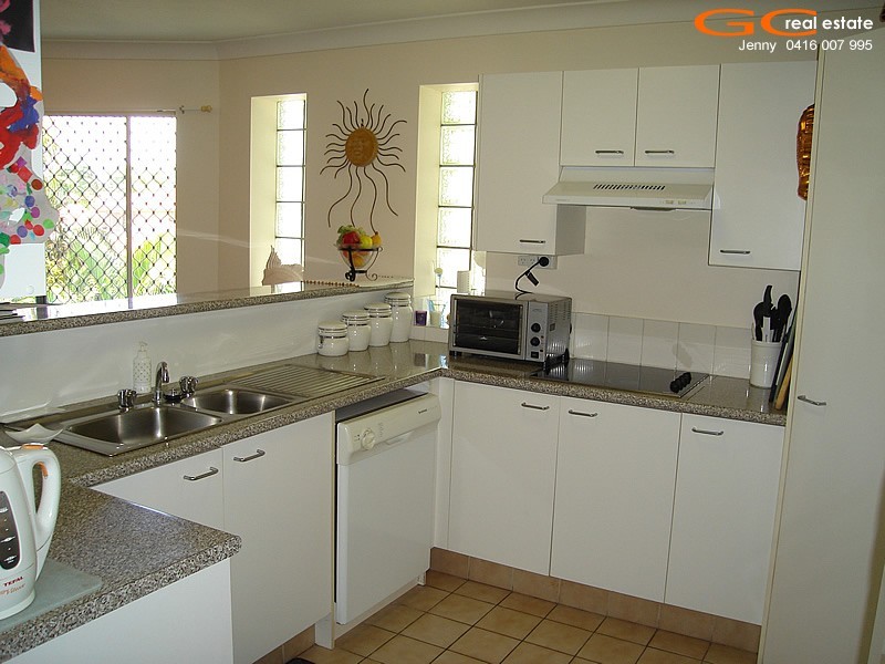 7/65 Bayview Street, Runaway Bay QLD 4216