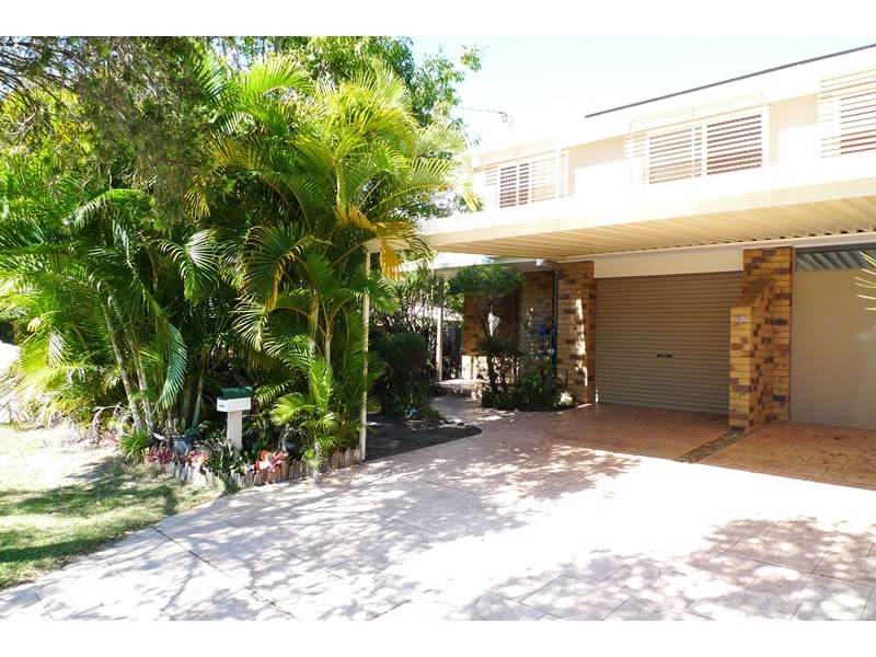 1/36 Ocean Street, Runaway Bay QLD 4216